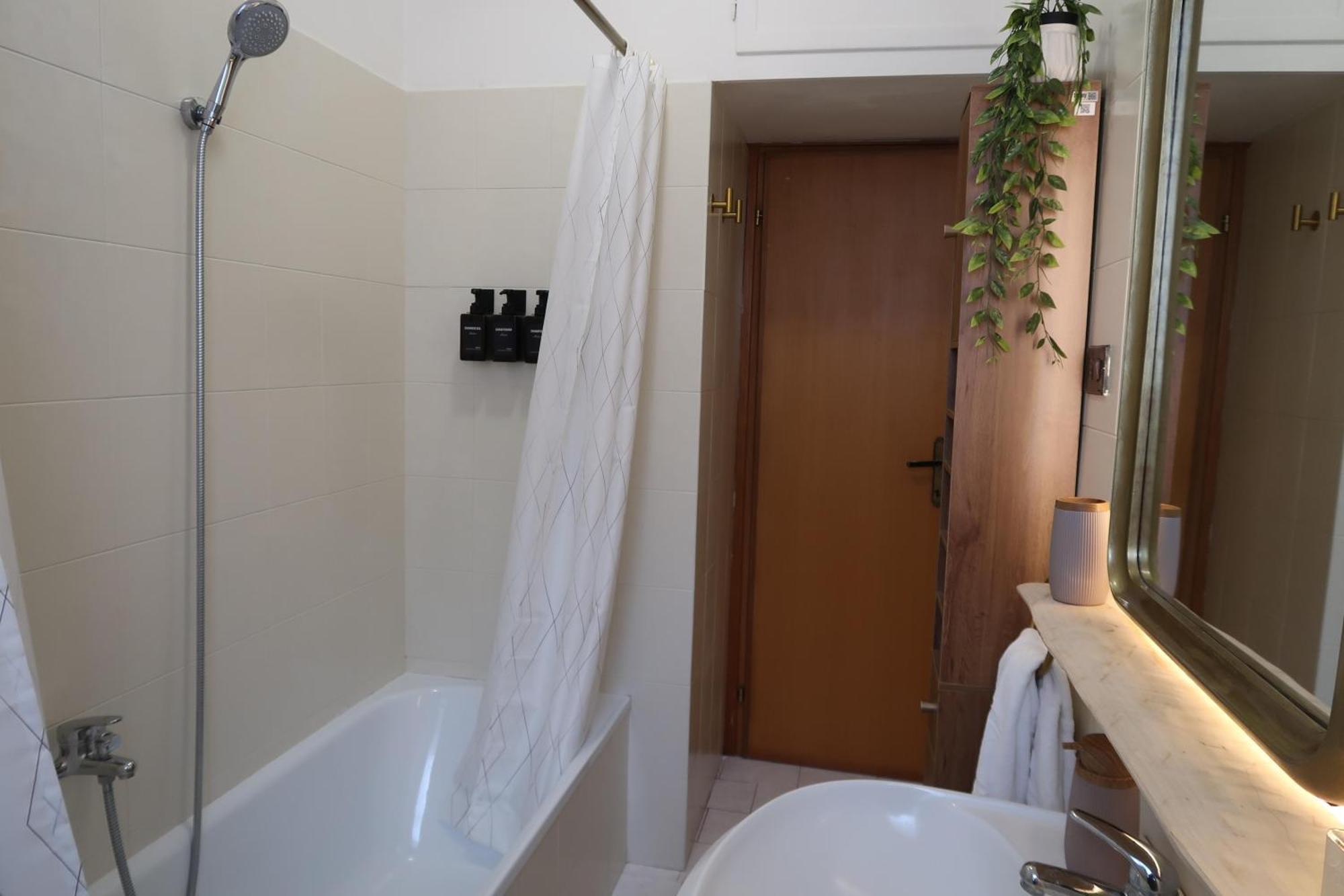 Casa Giuliva Appartement Cecina  Buitenkant foto
